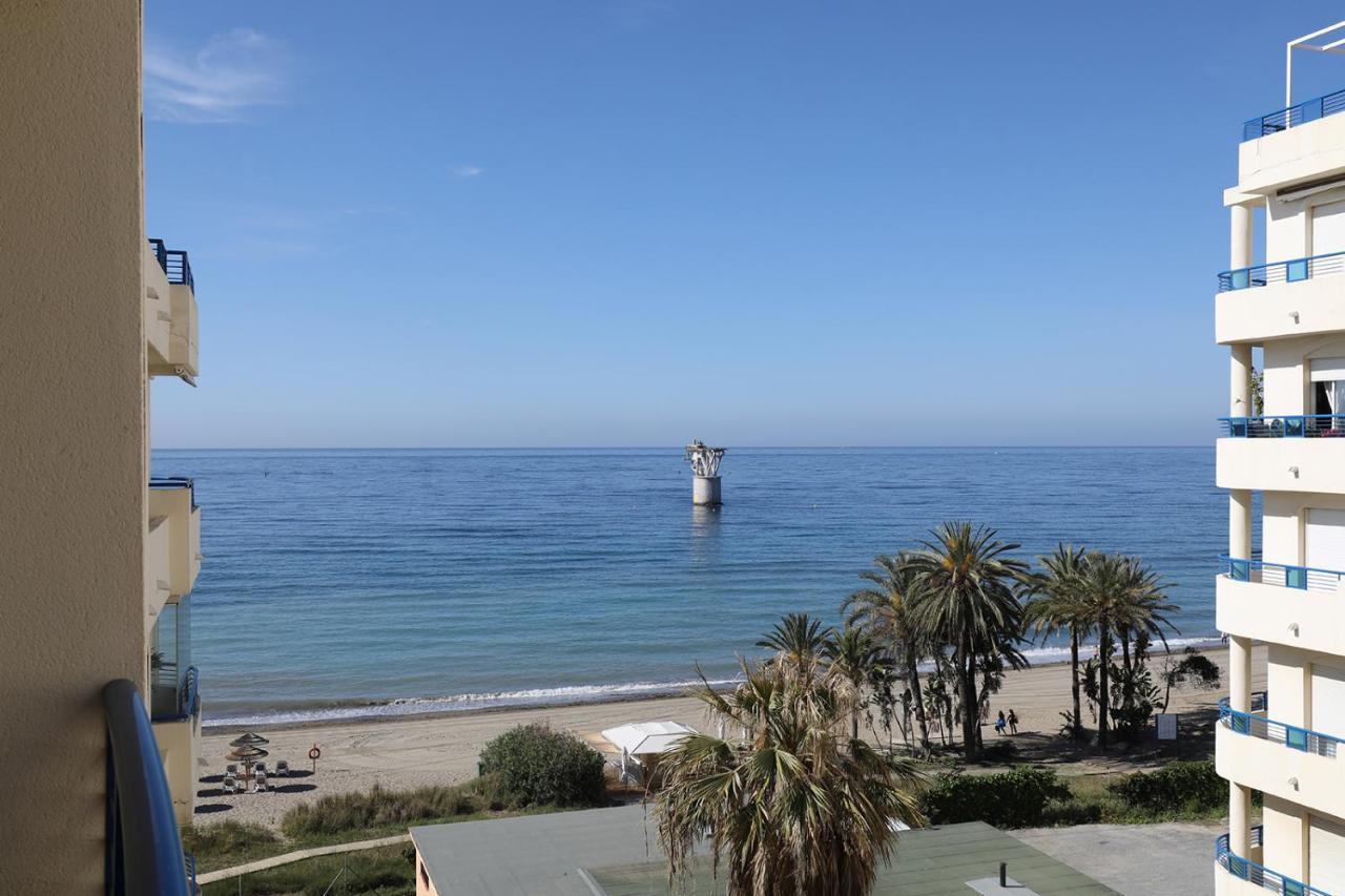 Lujo En Banana Beach Primera Linea De Playa Marbella Kültér fotó
