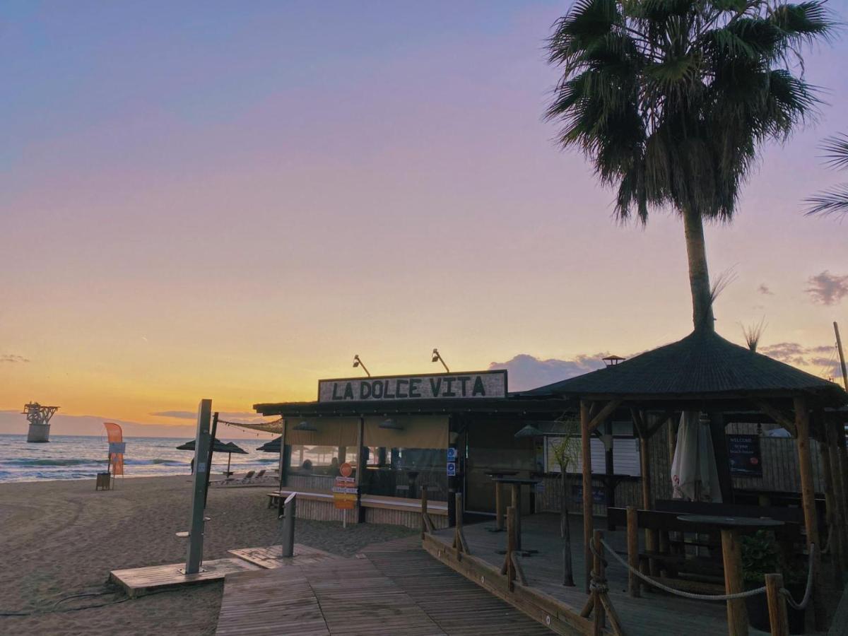 Lujo En Banana Beach Primera Linea De Playa Marbella Kültér fotó