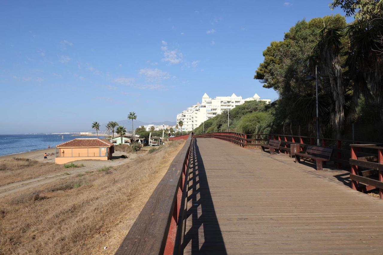 Lujo En Banana Beach Primera Linea De Playa Marbella Kültér fotó