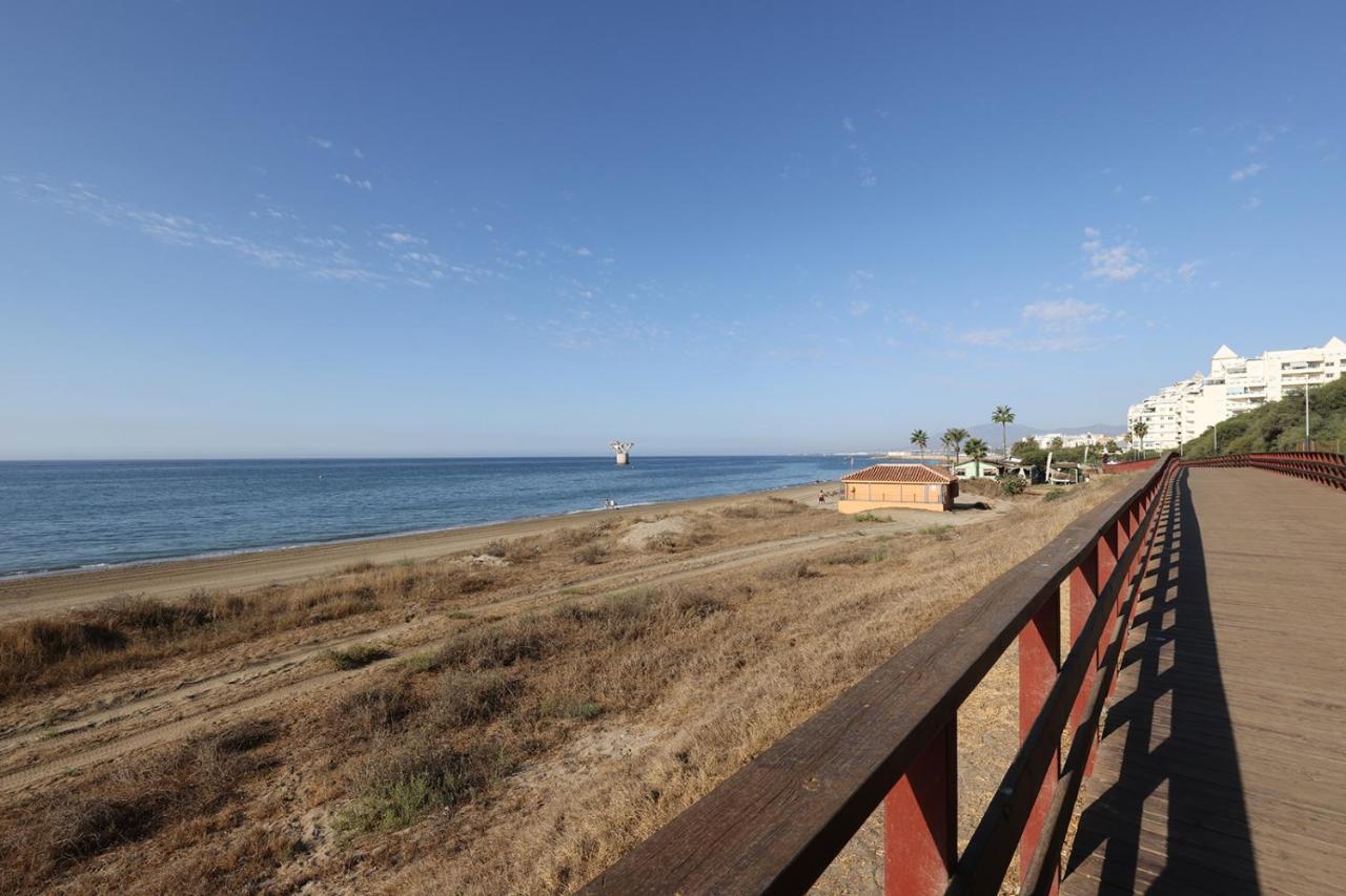 Lujo En Banana Beach Primera Linea De Playa Marbella Kültér fotó