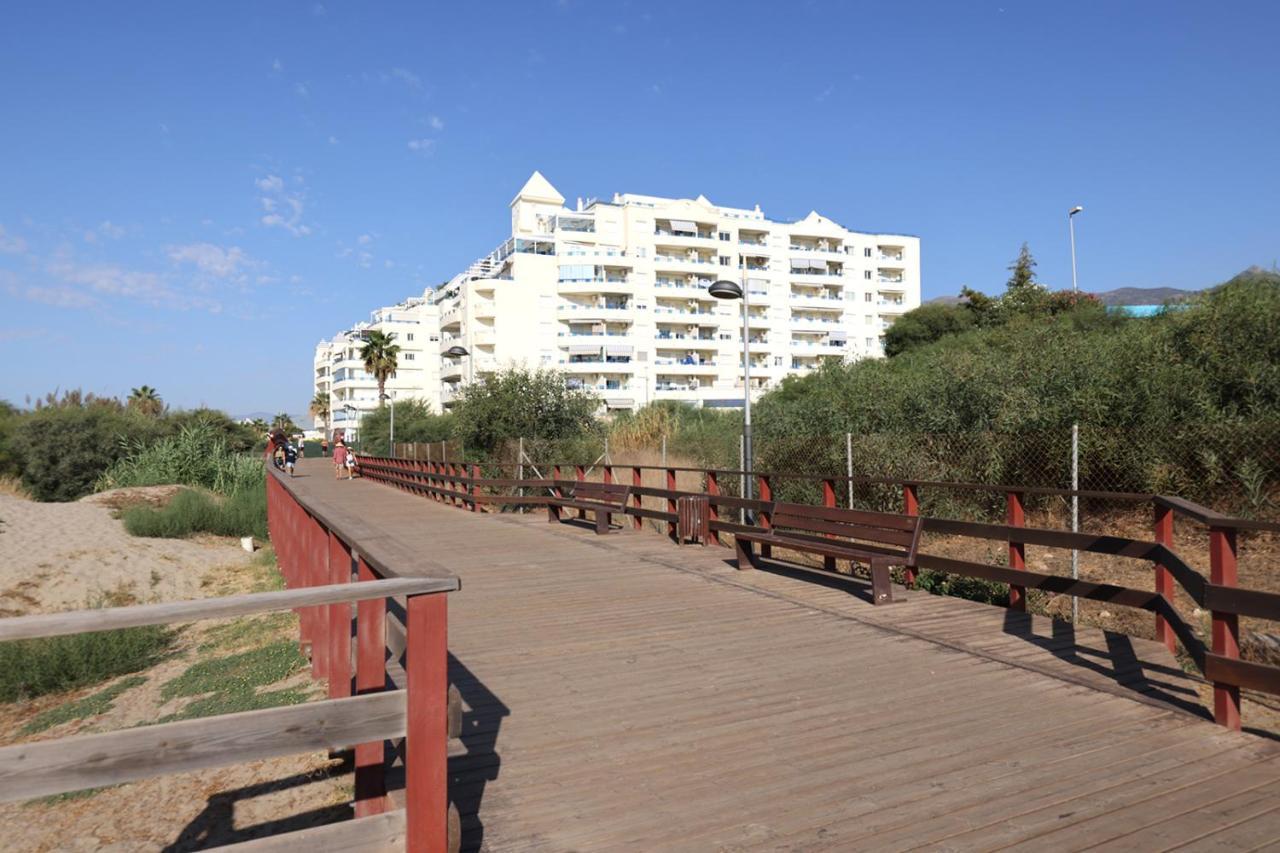 Lujo En Banana Beach Primera Linea De Playa Marbella Kültér fotó